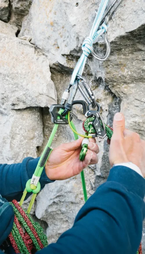 GIGA JUL Brakingassist Tubers (Highly versatile belay device | suitable for use as a tuber and autotuber) - Image 3