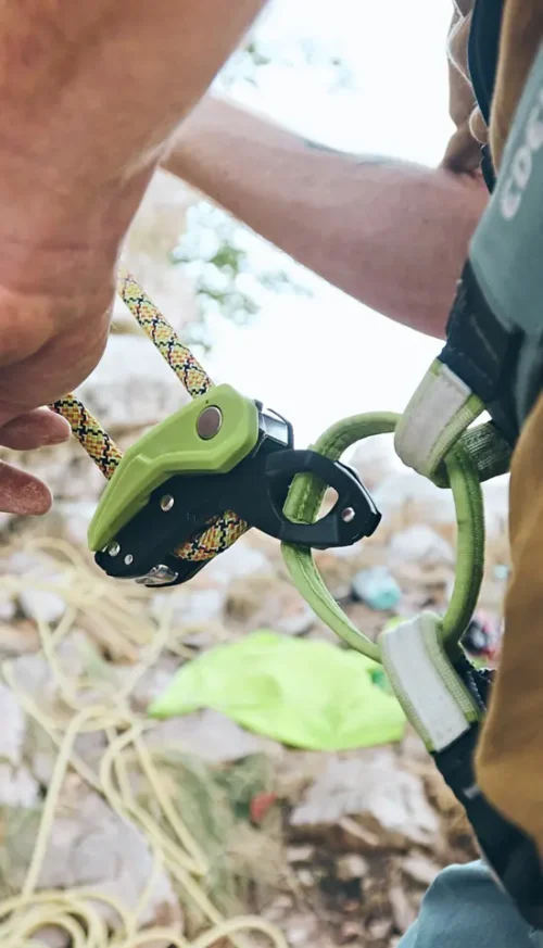 EDELRID  PINCH Semi Automatic Belay Devices (Innovative and versatile belay device with assisted braking) - Image 13